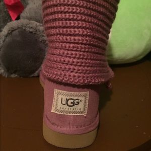 Magenta/Pink knit Ugg boots.